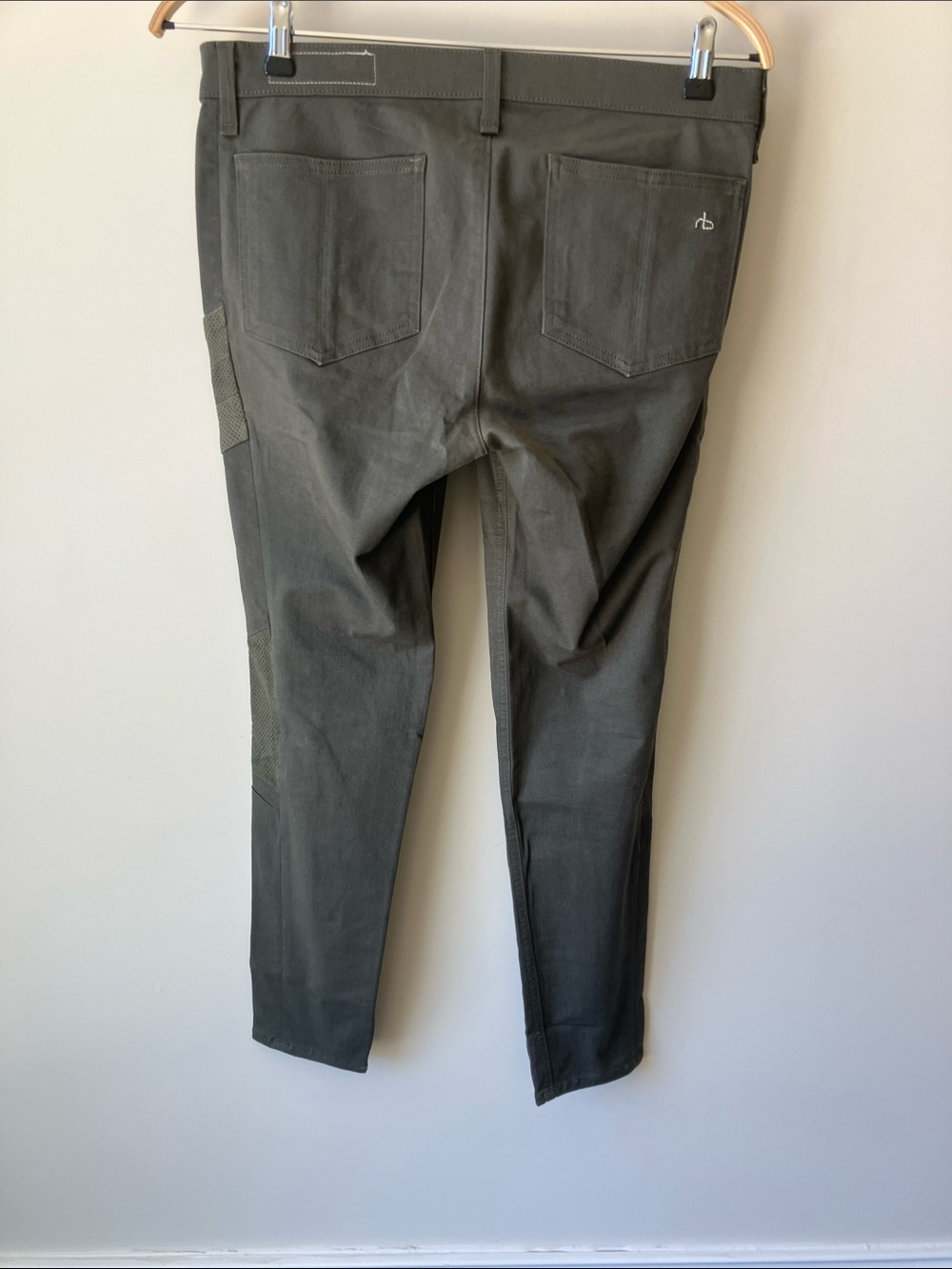 RAG & BONE Women’s Store Exclusive Army Green Halifax Skinny Pants Size 30 NWOT - Picture 4 of 10